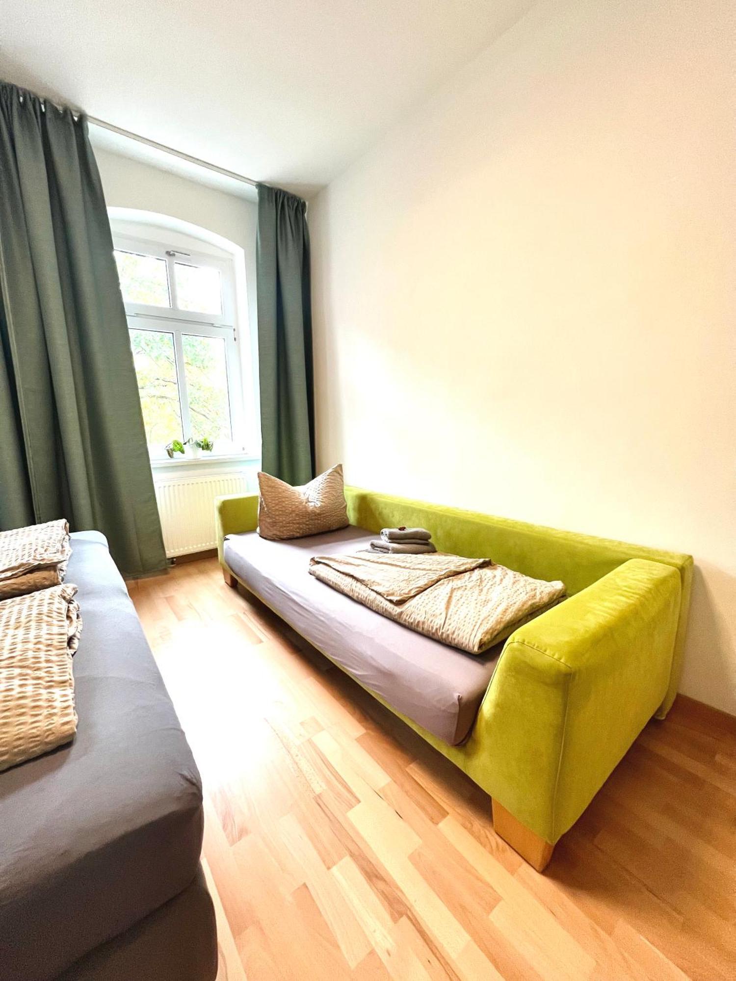 Altstadtjuwel Am Hospitalplatz - 3 Mit Balkon Апартаменты Эрфурт